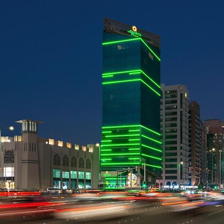 Hotel La Quinta By Wyndham Abu Dhabi Al Wahda Esterno foto