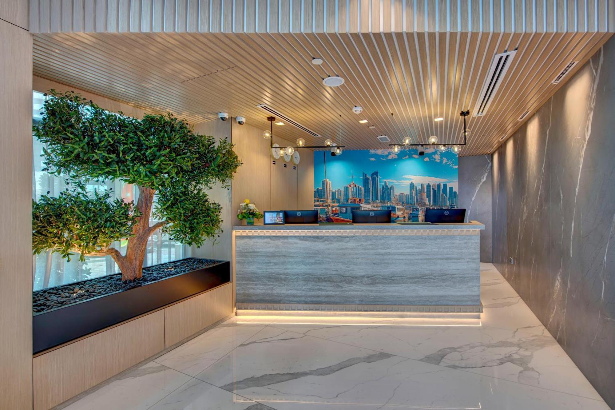 Hotel La Quinta By Wyndham Abu Dhabi Al Wahda Esterno foto