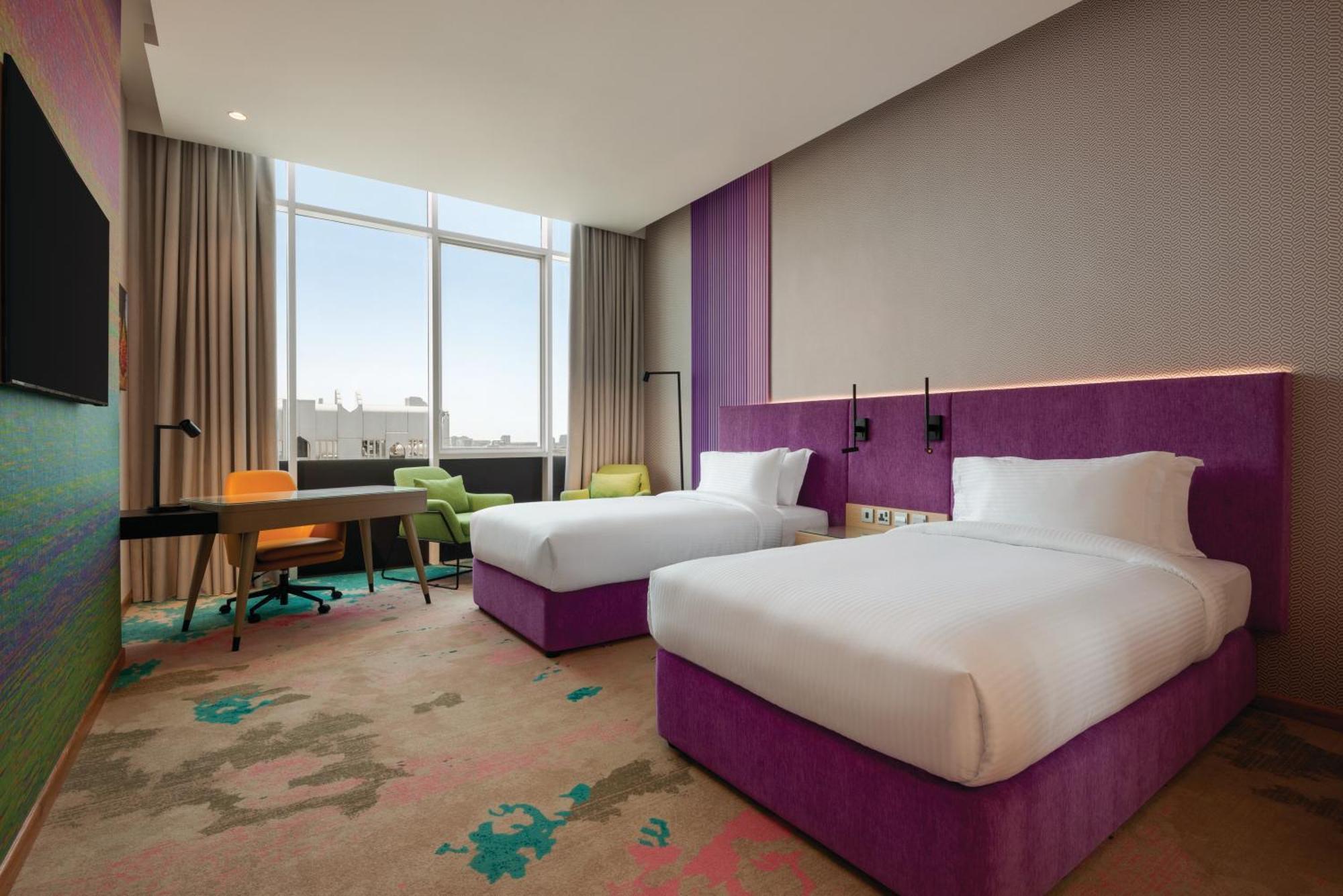 Hotel La Quinta By Wyndham Abu Dhabi Al Wahda Esterno foto