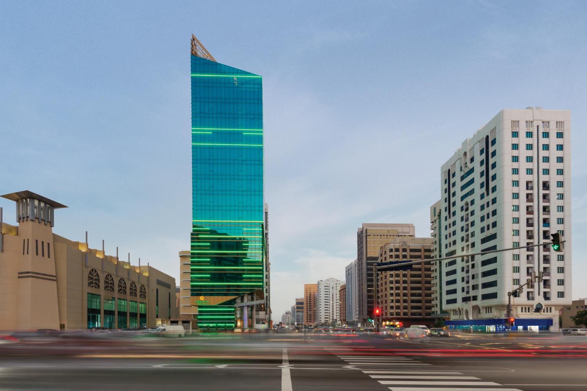 Hotel La Quinta By Wyndham Abu Dhabi Al Wahda Esterno foto